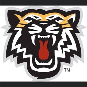 Meet your Posher, Roxanne